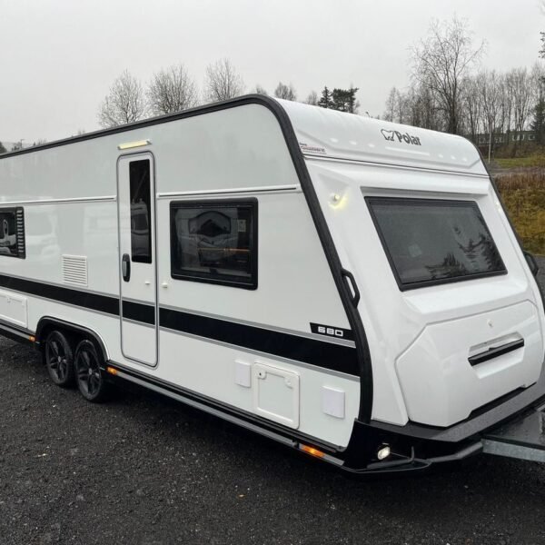 Caravane Polar 680 BSA BLACKLINE