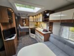 Caravane Customized Polar 730 – Image 13