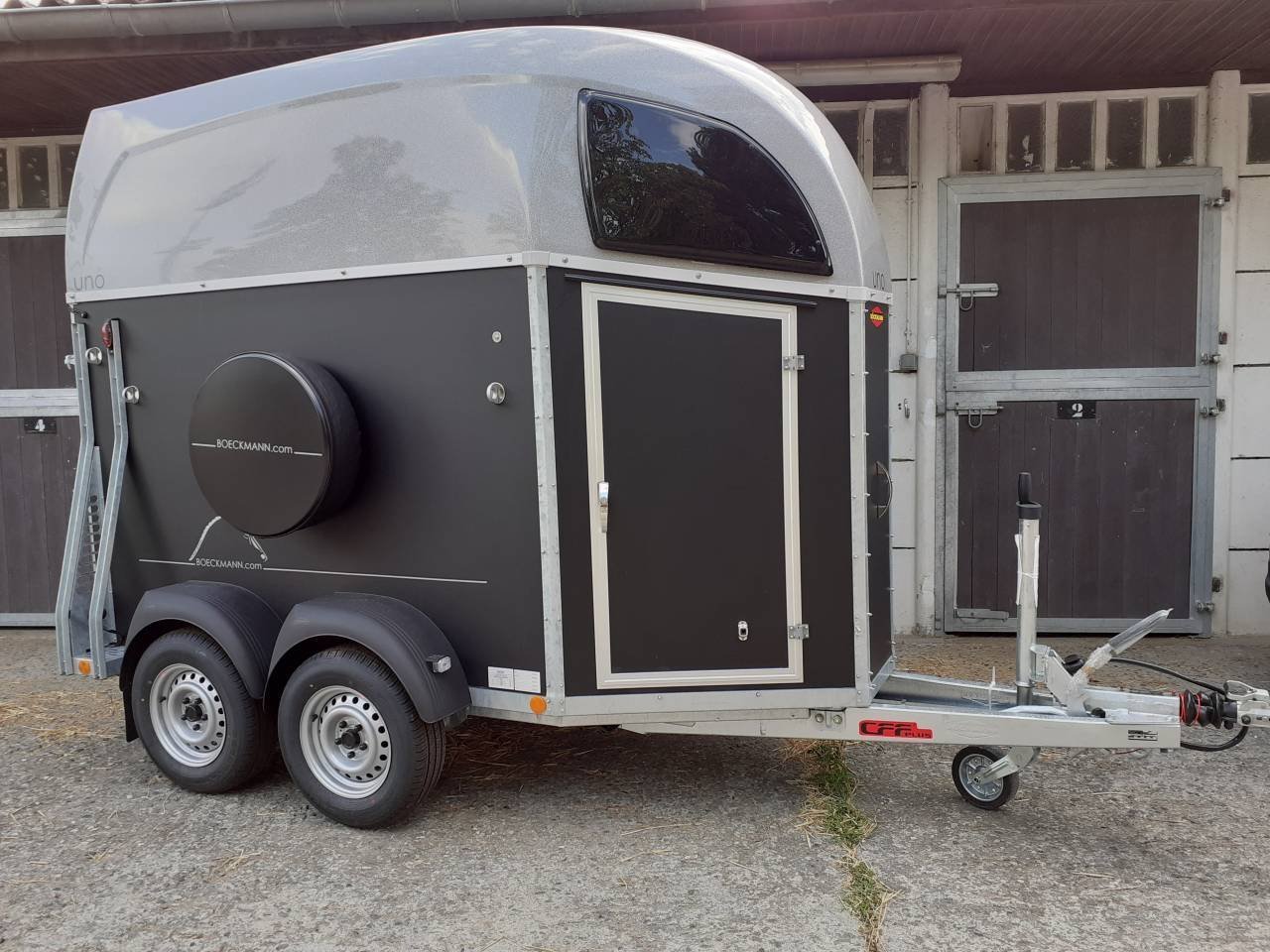 593944_1595438880_3768-1.jpg Van Bockmann Uno C luxe avec sellerie 1.5 places – Image 1