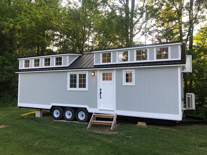 Homestead-1.jpeg Superbe maison de 37 m² avec cuisine et salon – Image 1