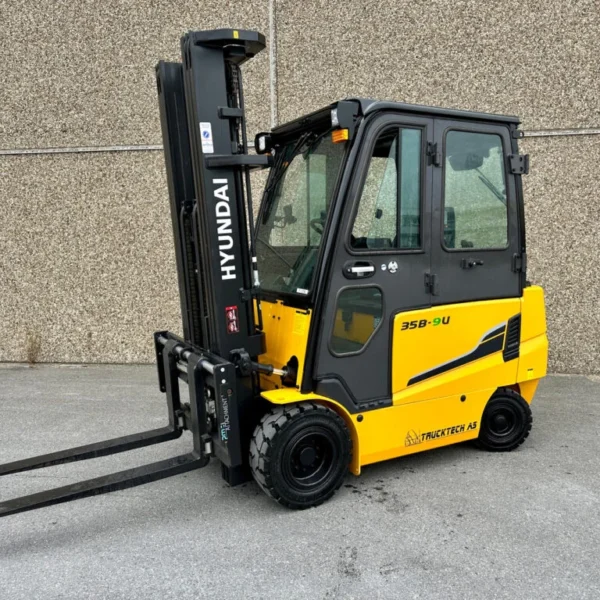 Chariot Hyundai 35B-9U - 2023