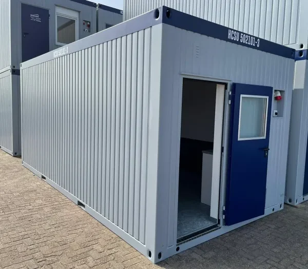 CONTENEUR 20 PIEDS UNITÉ D'HÉBERGEMENT 6 X 3 AVEC CUISINE