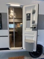 Caravane LMC Style 440 D | pack douche | pack batterie | chauffage gaz/électrique – Image 15